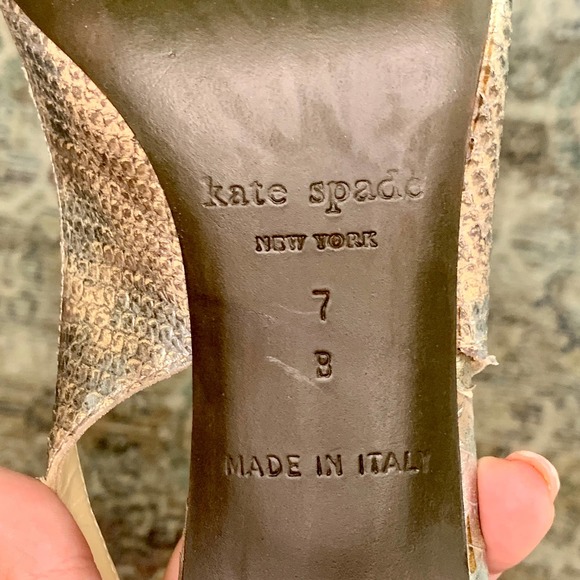 Taupe Snakeskin Kate Spade Kitten Heels Size 7 - Picture 5 of 6